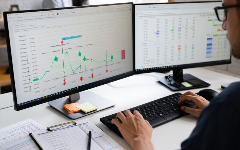 A business budget helps forecast both inflows and outflows